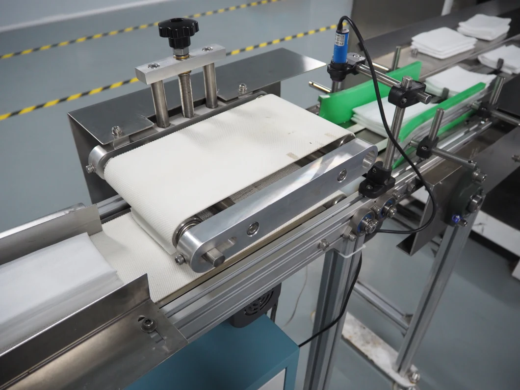 De Chinese Natte Vervaardigings Volledige Automatische 10-30 PCS/Pack Hoge snelheid veegt het Maken van Machine af