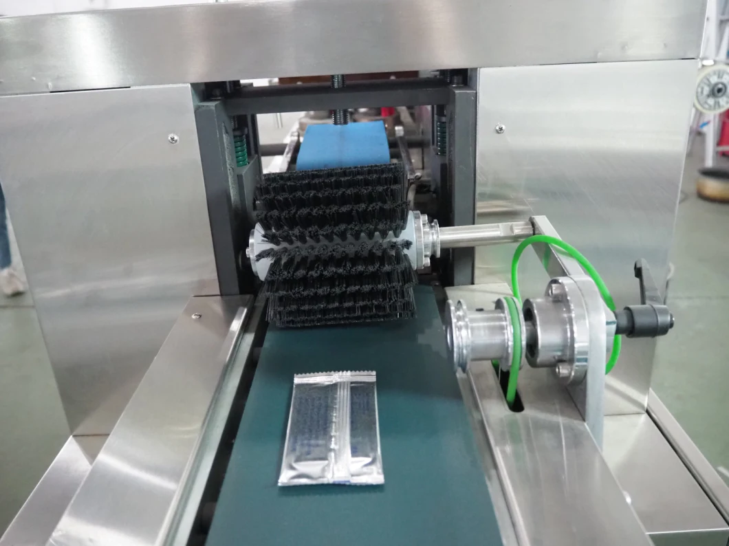 370 Pak Min Wet Wipes Packing Machine 5