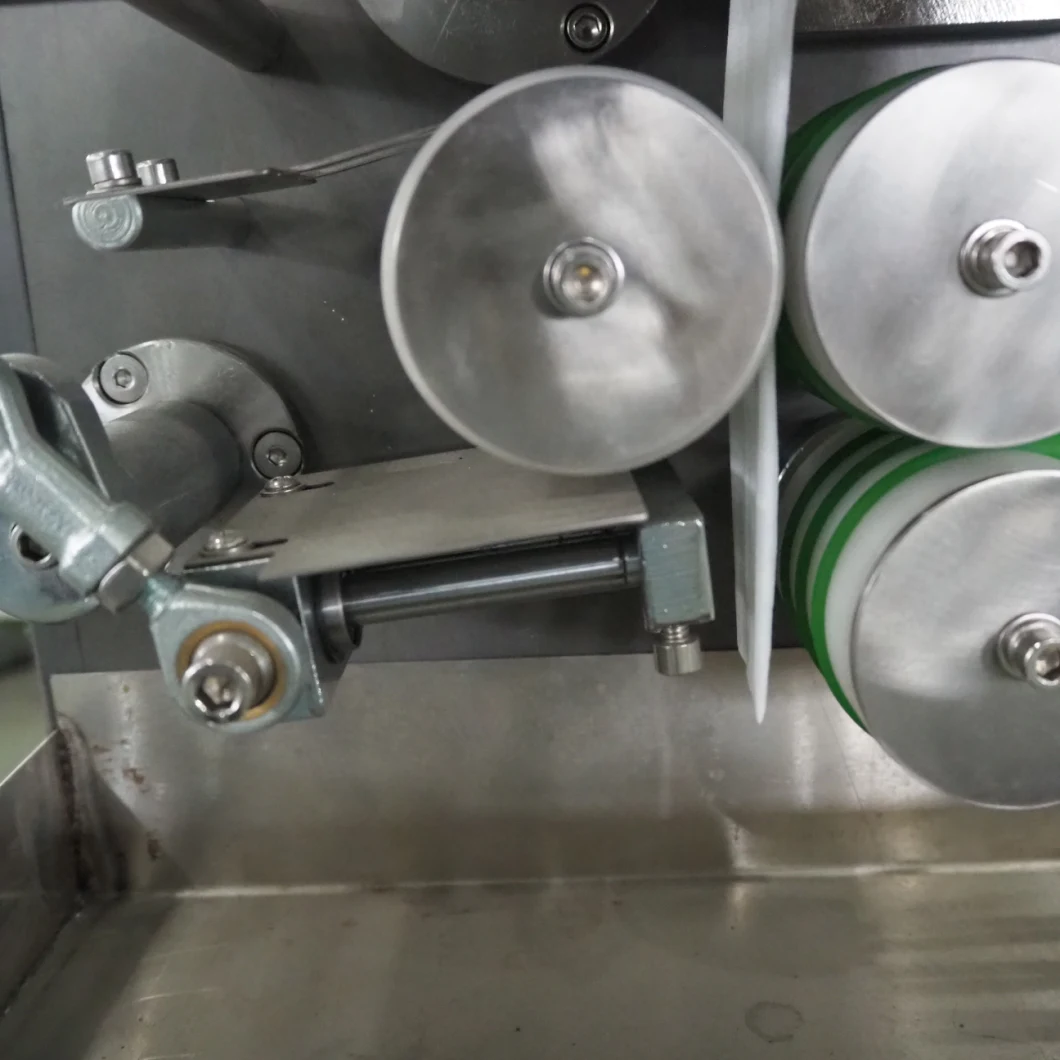 370 Pak Min Wet Wipes Packing Machine 4