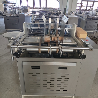 Niet-standaard kartonnen machine # decoratieve werken # voedselkarton # wegwerplunchbox # Hot-melt lijmproces