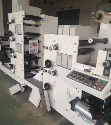 Sticker Label Flexodrukmachine 1300 mm met Ce-certificaat 5 kleuren rolpapier