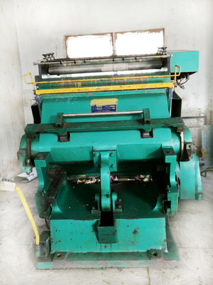 Hj-1500T In reliëf makend Machine 1500*1050mm 150T-Configuratielijst