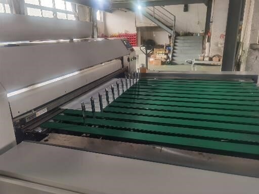 Bladknipsel die Rewinder-Machine4.0kw Macht 800mm met PLC Touch screen scheuren
