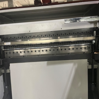 Hj-1100 Longitudinale Snelheid Transversale 1400mm van de Snijmachine Veranderlijke Frequentie