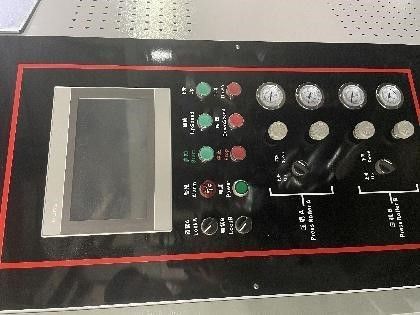 Automatische Spanning die Rewinder-Machine voor Zelfklevend niet Geweven Stoffenbroodje scheuren die Machine scheuren