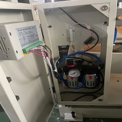 Hj-1400 Hoge snelheid van de Computer de Dwarssnijmachine met Servomotorcontrole 1400mm die het snijden voor a4-document knipsel scheuren