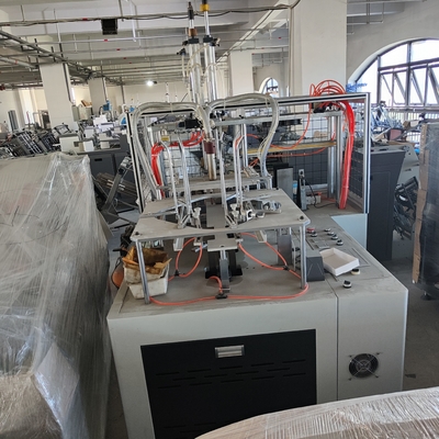 Niet-standaard kartonnen machine # decoratieve werken # voedselkarton # wegwerplunchbox # Hot-melt lijmproces