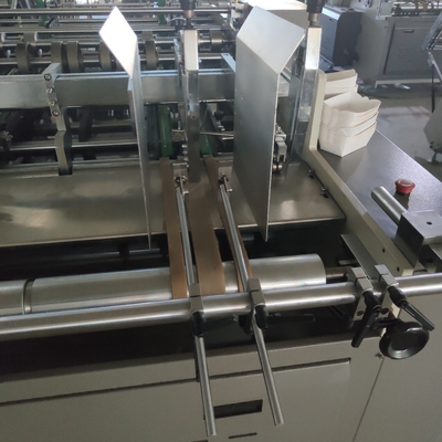 Niet-standaard kartonnen machine # decoratieve werken # voedselkarton # wegwerplunchbox # Hot-melt lijmproces