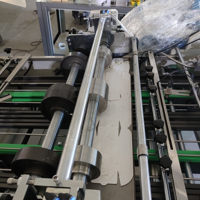 Niet-standaard kartonnen machine # decoratieve werken # voedselkarton # wegwerplunchbox # Hot-melt lijmproces