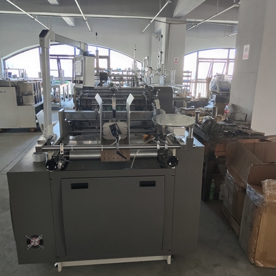 Niet-standaard kartonnen machine # decoratieve werken # voedselkarton # wegwerplunchbox # Hot-melt lijmproces