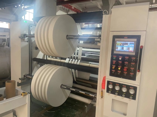 1350mm de Hoge snelheid 30g/M2~350g/M2 van Rewinder van de Bandsnijmachine