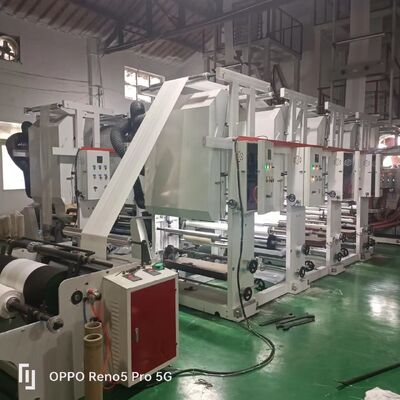Diameter van de schroef 55 mm 2 of 65 mm 2 mm Film Extruder Machine Totaal vermogen 11-21kw Extrusiekapasiteit 100 tot 500 kg h voor Plastic Film Extrusion