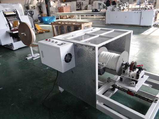 Kraftpapier-Document Zakkabel die Machine voor 25-60 gsm Paper#220V Document het Handvat maken die van de Zakkabel tot Machine maken 20-80 PCs/Min