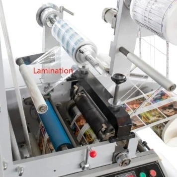 Het Etiketprinter van hoge snelheidsflexo voor Document Filmstickers met het UVvernis Lamineren, 1-8 de Machine van de het Etiketdruk van Kleurenflexo
