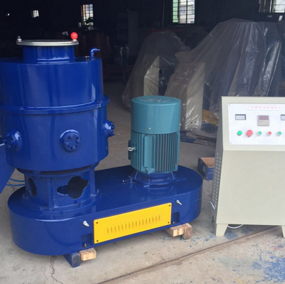 Het hete Scherpe Plastic Plastiek van het de Productielijnafval van de Granulatorextruder