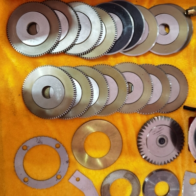 Scheurende Rewinder-Machinedocument Broodjesbladen om metaal te snijden 3.7KW